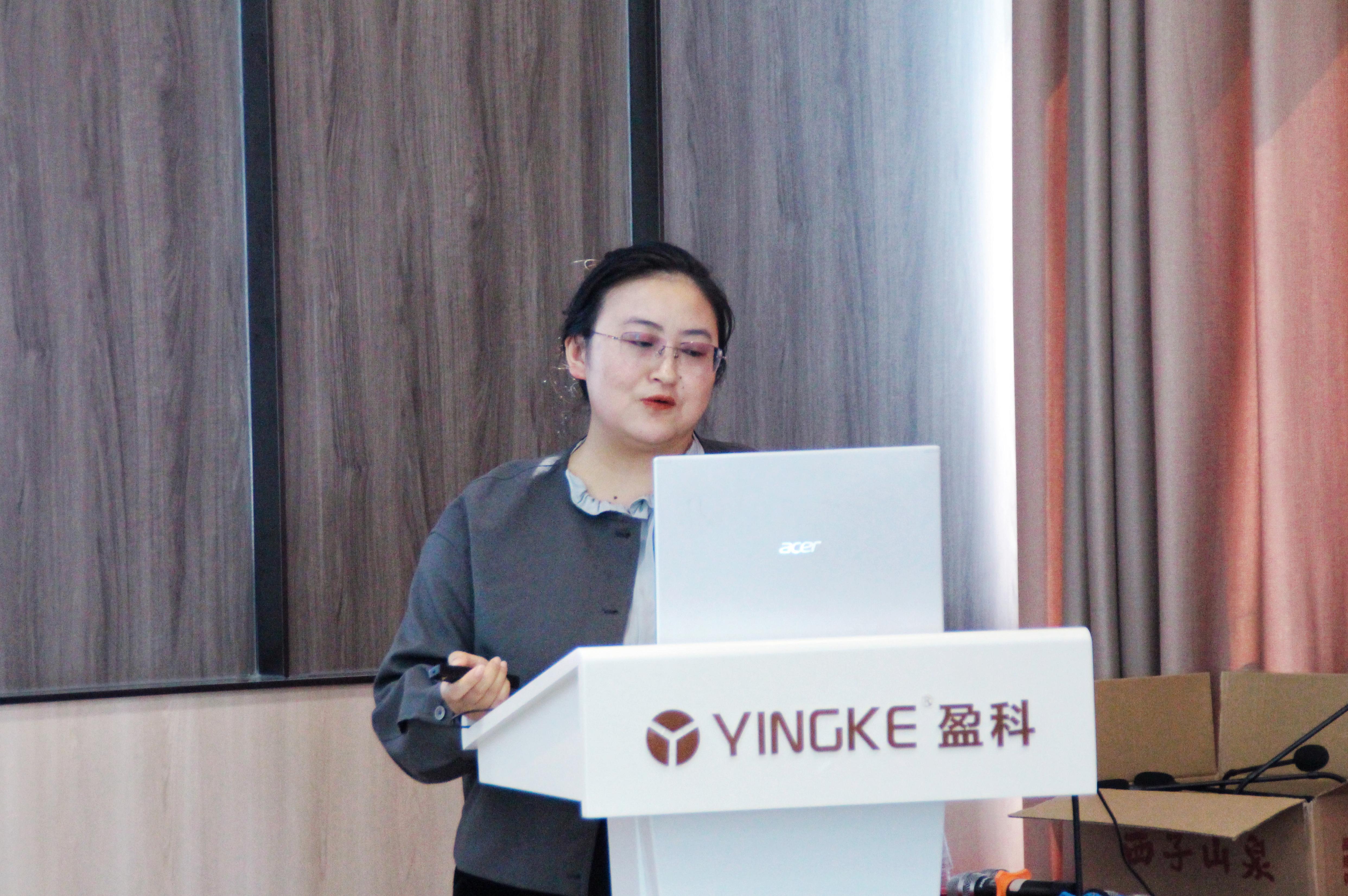 7f7d766db76d1ec4d5e46864f5b81fe(1)